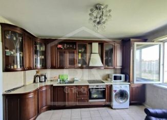 3-ком. квартира на продажу, 82 м2, Санкт-Петербург, Мартыновская улица, 8к1, муниципальный округ Юнтолово