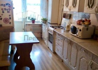 Продаю 3-комнатную квартиру, 75 м2, Калуга, улица Калужского Ополчения, 5