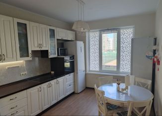 Продажа 3-комнатной квартиры, 77.3 м2, Мурино, бульвар Менделеева, ЖК Гринландия