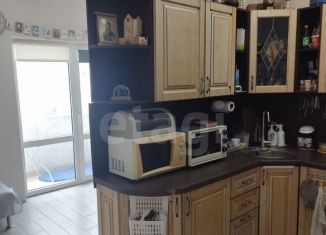 Продаю 2-ком. квартиру, 60 м2, Геленджик, Прасковеевская улица, 21