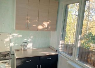 Сдается в аренду двухкомнатная квартира, 45 м2, Санкт-Петербург, метро Академическая, улица Верности, 38к1