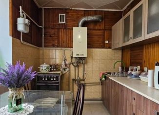 Продается двухкомнатная квартира, 55 м2, посёлок городского типа Раздольное, улица Ленина, 63А