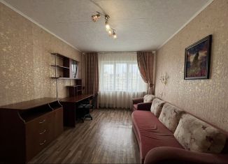 Сдам в аренду двухкомнатную квартиру, 55 м2, Санкт-Петербург, проспект Большевиков, 2, метро Проспект Большевиков