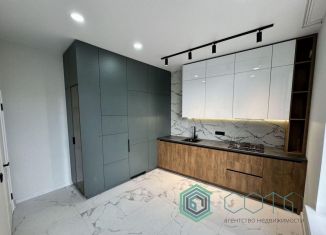 1-комнатная квартира на продажу, 43 м2, Калининград, улица Героя России Виталия Мариенко, 2