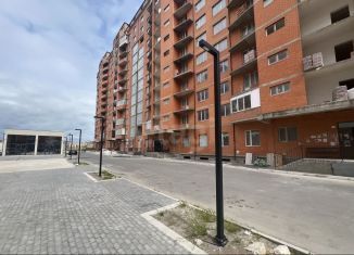 Продаю 2-комнатную квартиру, 73 м2, Махачкала, улица Хаджи Булача, 14, ЖК Ак-Гёль