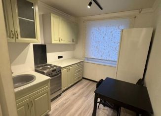 Продается 1-ком. квартира, 30 м2, Мурманск, Зелёная улица, 32