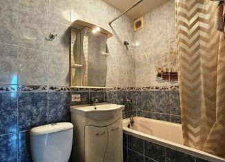 Продается 2-ком. квартира, 43 м2, Краснодар, улица Ленина, 92, улица Ленина