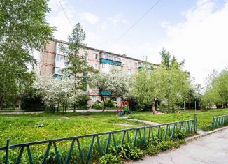 Продам 2-ком. квартиру, 48.6 м2, Кыштым, улица Челюскинцев, 61