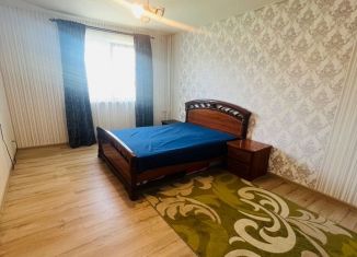 Продажа 2-комнатной квартиры, 70.4 м2, Чайковский, улица Азина, 3/1