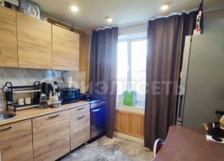 Продаю 1-ком. квартиру, 30.7 м2, Мурманск, Заводская улица, 13