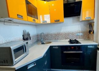 Продажа 2-ком. квартиры, 49.8 м2, Озёрск, улица Семёнова, 21