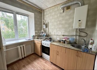 Продам 1-ком. квартиру, 30 м2, Чапаевск, улица Котовского, 12