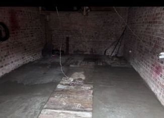 Продается гараж, 30 м2, Луга