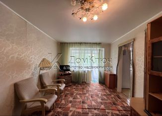 Продаю 2-ком. квартиру, 42 м2, Кумертау, улица Ленина, 25