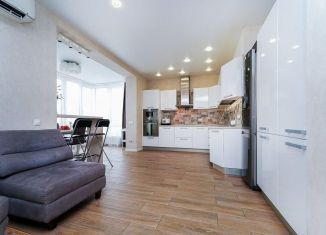 Продаю 3-комнатную квартиру, 105 м2, Краснодар, бульвар Клары Лучко, 14к1, микрорайон Юбилейный