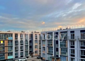 Продам 2-комнатную квартиру, 60.6 м2, Калининградская область, улица Сержанта Мишина, 81к2