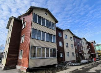 Сдается в аренду помещение свободного назначения, 11.1 м2, Мурманск, улица Сполохи, 1