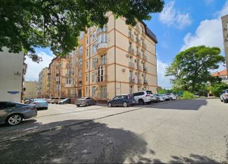 Продам 1-комнатную квартиру, 43 м2, Геленджик, Восточный переулок, 38Е