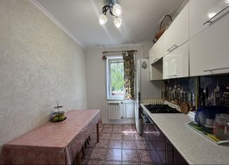 Сдается в аренду двухкомнатная квартира, 60 м2, Сочи, Вишнёвая улица, 21, микрорайон Заречный