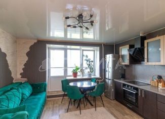 Продаю 3-ком. квартиру, 71.4 м2, Тюмень, улица Избышева, 6, ЖК Нефтяник