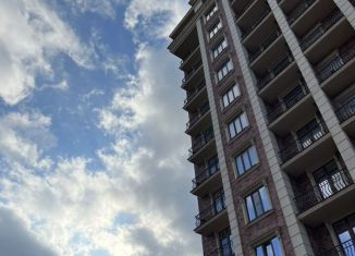 Продается двухкомнатная квартира, 78 м2, Махачкала, улица Азиза Алиева, 14, ЖК Золотые Ключи