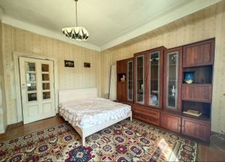 Сдача в аренду 2-ком. квартиры, 60 м2, Дзержинск, Красноармейская улица, 2