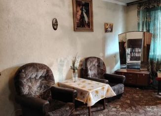 Продажа четырехкомнатной квартиры, 61 м2, Старый Оскол, микрорайон Парковый, 3