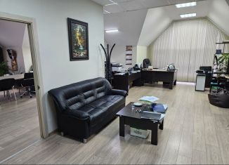 Сдаю в аренду офис, 42.5 м2, Краснодарский край, улица Гагарина, 112