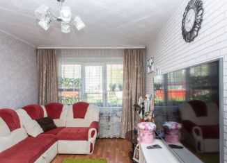 Продажа двухкомнатной квартиры, 45 м2, Тобольск, микрорайон 7А, 15