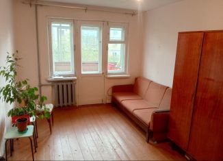 Продам 1-ком. квартиру, 28 м2, Первоуральск, улица Ватутина, 53