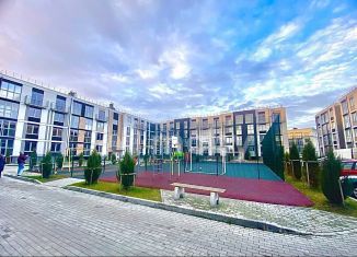 Продам 2-комнатную квартиру, 57 м2, Калининградская область, улица Сержанта Мишина, 81к3