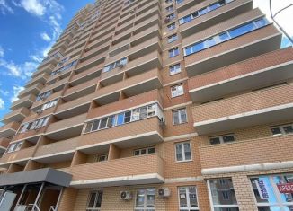 Продается трехкомнатная квартира, 60.4 м2, Краснодар, микрорайон Завод Радиоизмерительных Приборов, улица Евгении Жигуленко, 7