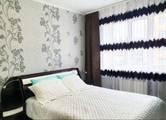 Сдам 2-ком. квартиру, 58 м2, Ессентуки, Октябрьская площадь, 31Б