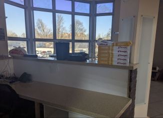 Сдам в аренду офис, 229.7 м2, Тверь, улица Зинаиды Тимофеевой, 2