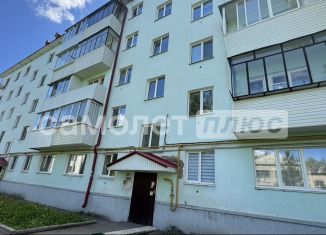 Продаю 2-комнатную квартиру, 47 м2, Октябрьский, Комсомольская улица, 35