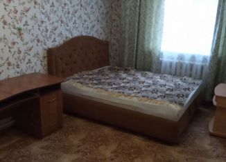 Сдача в аренду трехкомнатной квартиры, 70 м2, Джанкой, Советская улица, 35