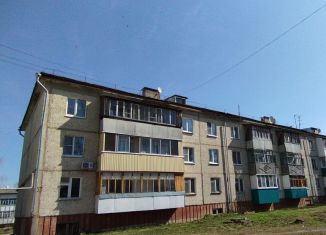 Трехкомнатная квартира на продажу, 66 м2, село Вятское, улица Новикова, 53