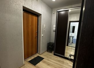 Квартира в аренду студия, 35 м2, Свердловская область, улица Соболева, 19