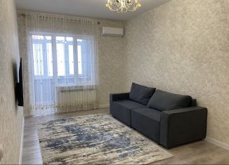 Сдам в аренду 2-комнатную квартиру, 72 м2, Дагестан, Каспийская улица, 8Б