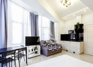 Продаю 1-комнатную квартиру, 25.2 м2, Алушта, Набережная улица, 16