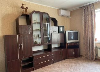 Трехкомнатная квартира на продажу, 60 м2, Московская область, 2-я Комсомольская улица, 15А
