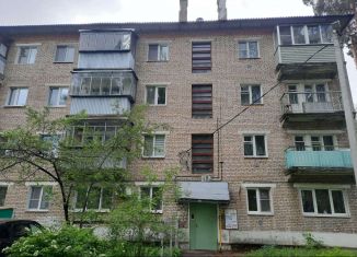 Продажа 2-ком. квартиры, 43 м2, Ликино-Дулёво, Коммунистическая улица, 40А