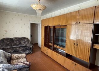 2-комнатная квартира на продажу, 40.2 м2, поселок городского типа Бисерть, улица Куйбышева, 24