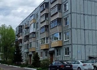 Продам 2-ком. квартиру, 47.2 м2, поселок Осельки, посёлок Осельки, 109