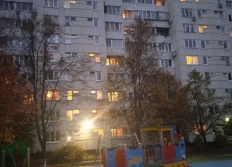 Продаю трехкомнатную квартиру, 68 м2, Санкт-Петербург, Комендантский проспект, 40к3, метро Комендантский проспект