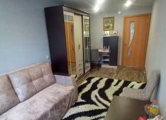 Продажа 2-ком. квартиры, 46 м2, Ржев, Большевистская улица, 46