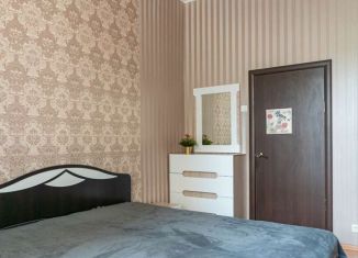 Сдаю 3-ком. квартиру, 60 м2, Санкт-Петербург, улица Пестеля, 14, улица Пестеля