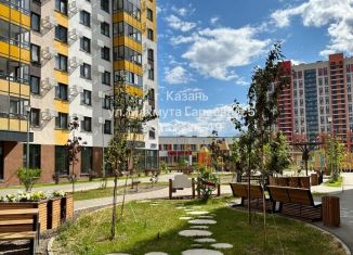 Продаю 3-ком. квартиру, 81 м2, Казань, улица Генерала Махмута Гареева, 5, ЖК Салават Купере