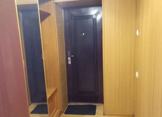 Сдаю в аренду 3-ком. квартиру, 70 м2, Карачаевск, улица Курджиева