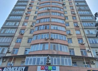 Продам трехкомнатную квартиру, 133 м2, Махачкала, проспект Имама Шамиля, 76Б, Советский район